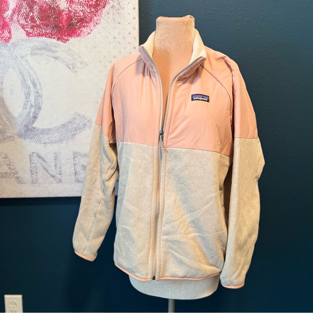 Patagonia Pink and Cream Two-Tone Fleece Jacket
